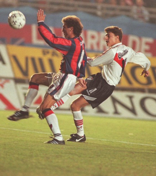 3' · Gol Rival · Crespo, Hernán Jorge