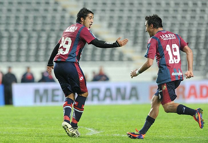 Gol — vs Estudiantes