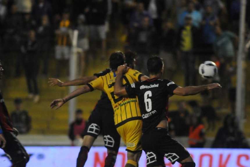 16' · Gol · Blandi, Nicolás