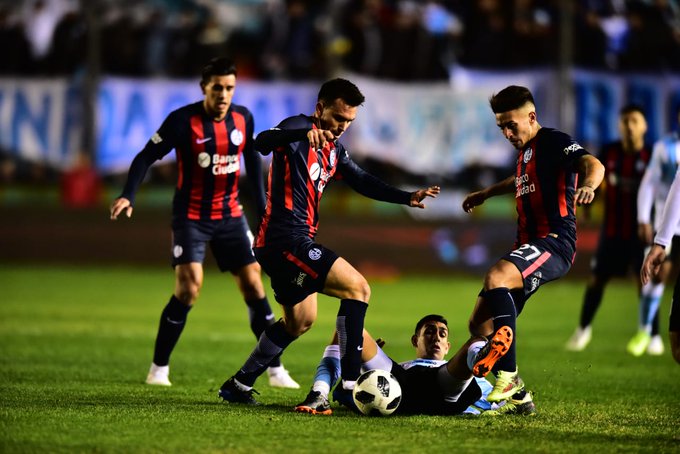 Cambio (Salida) — vs Racing de Cordoba