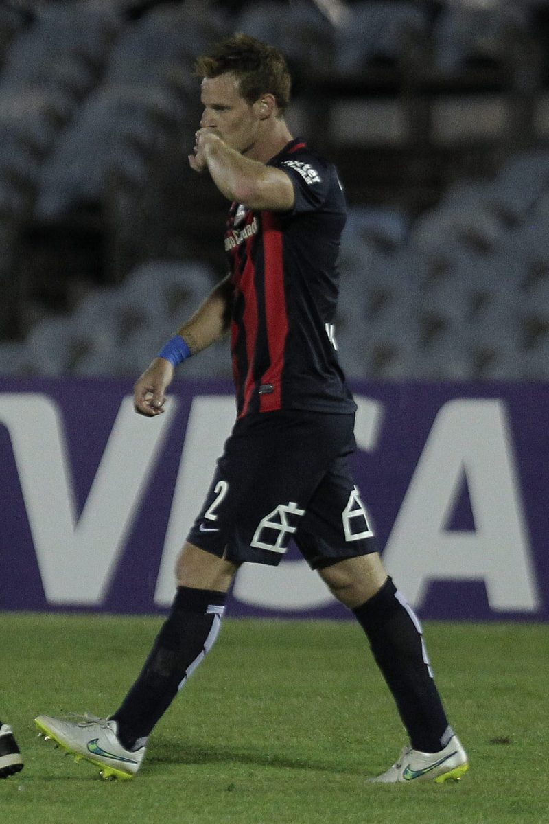 Gol — vs Danubio (Uruguay)