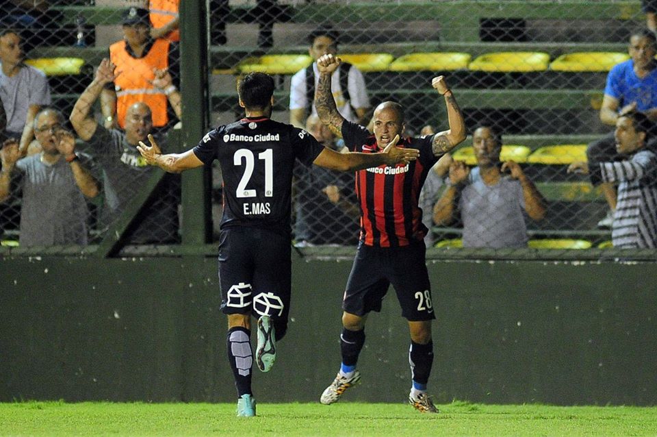 24' · Gol · Mussis, Franco