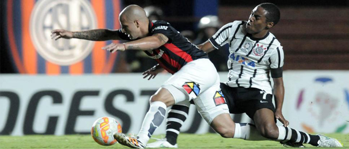 19' · Tarjeta Amarilla · Mussis, Franco