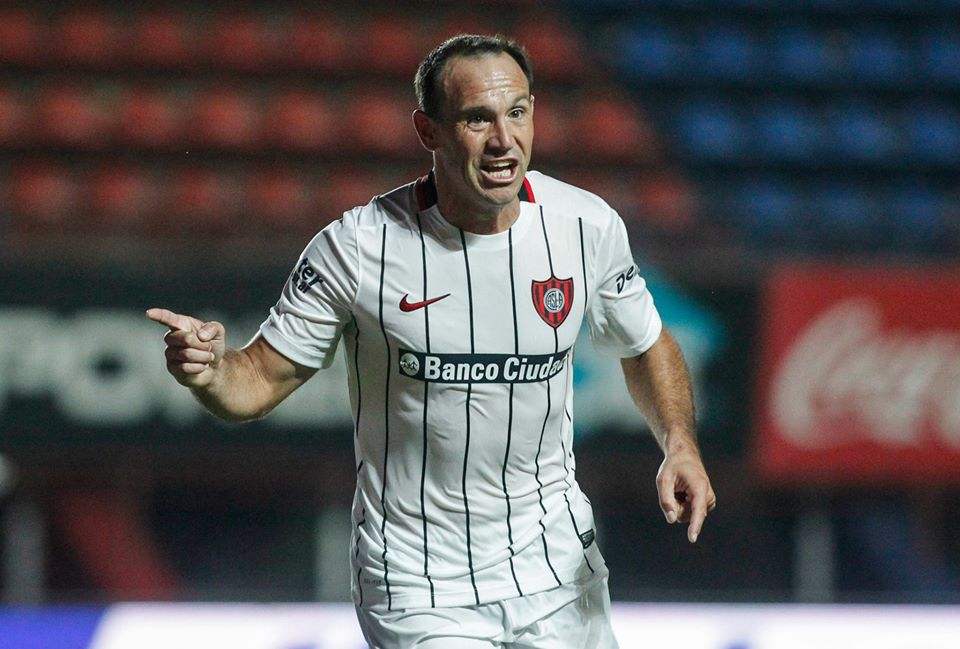 Gol — vs Lanus
