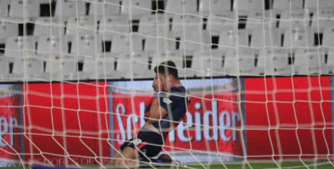 Gol — vs Estudiantes