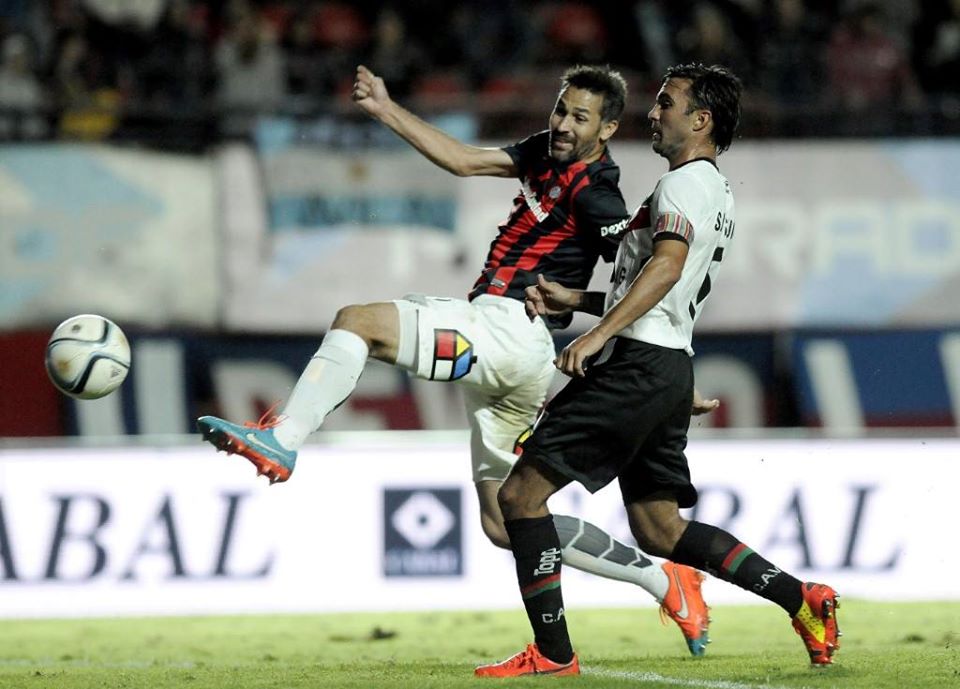 Tarjeta Amarilla — vs Velez
