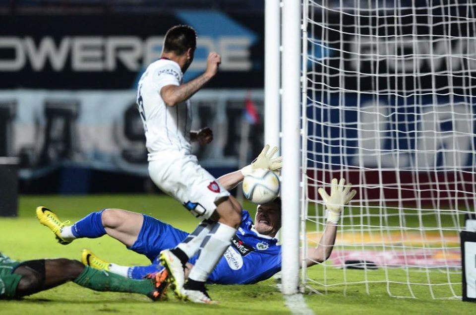 90' · Gol · Cauteruccio, Martin