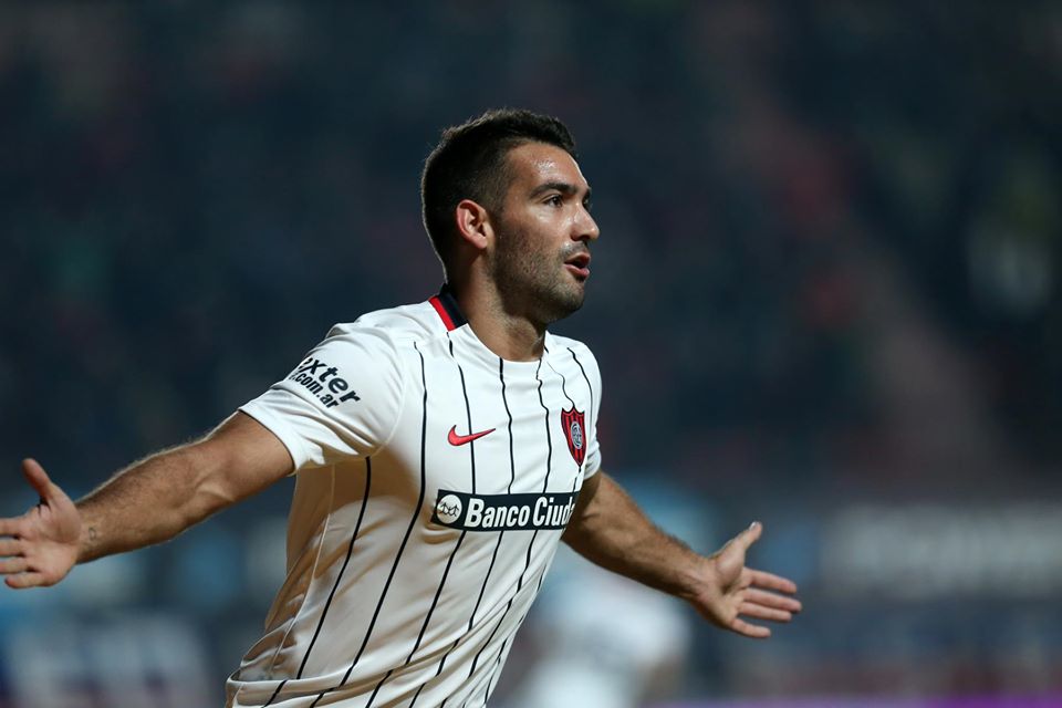 14' · Gol · Cauteruccio, Martin
