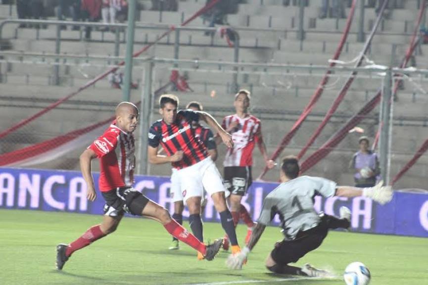 55' · Gol · Mas, Emanuel David