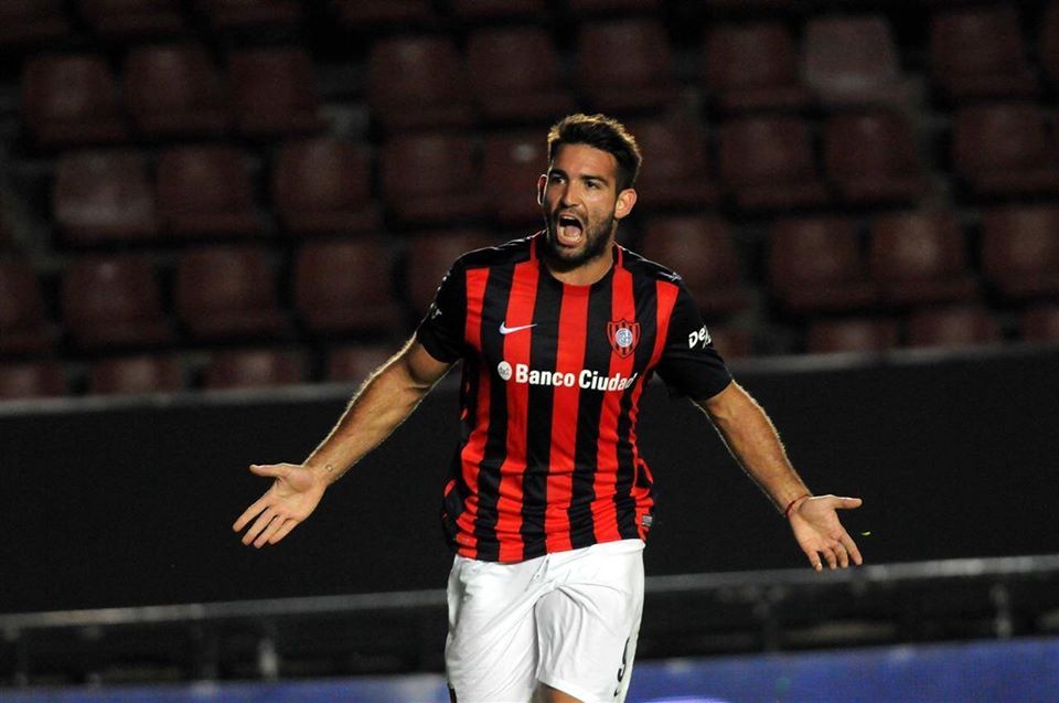 Gol — vs Atletico Rafaela