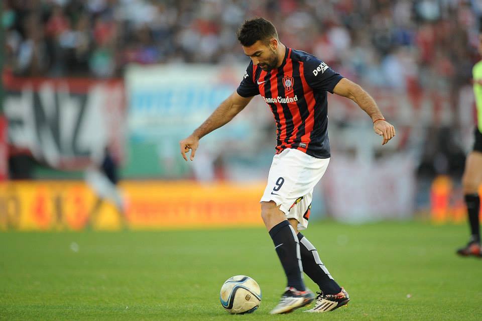69' · Cambio (Salida) · Cauteruccio, Martin