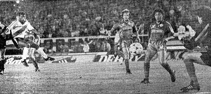 22' · Gol Rival · Castillo, Ramiro