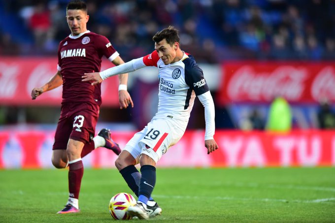 Gol — vs Lanus