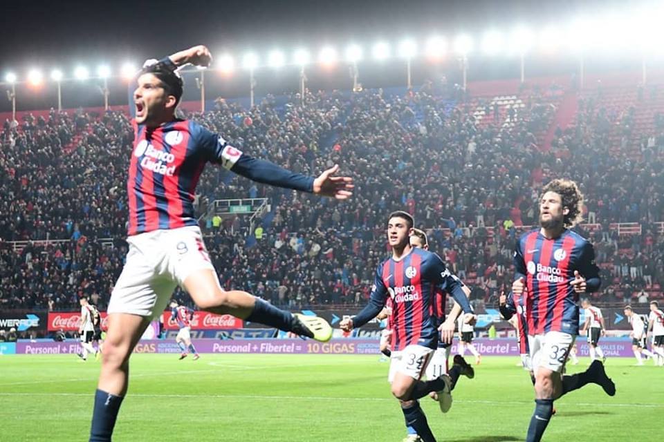 Gol — vs River Plate