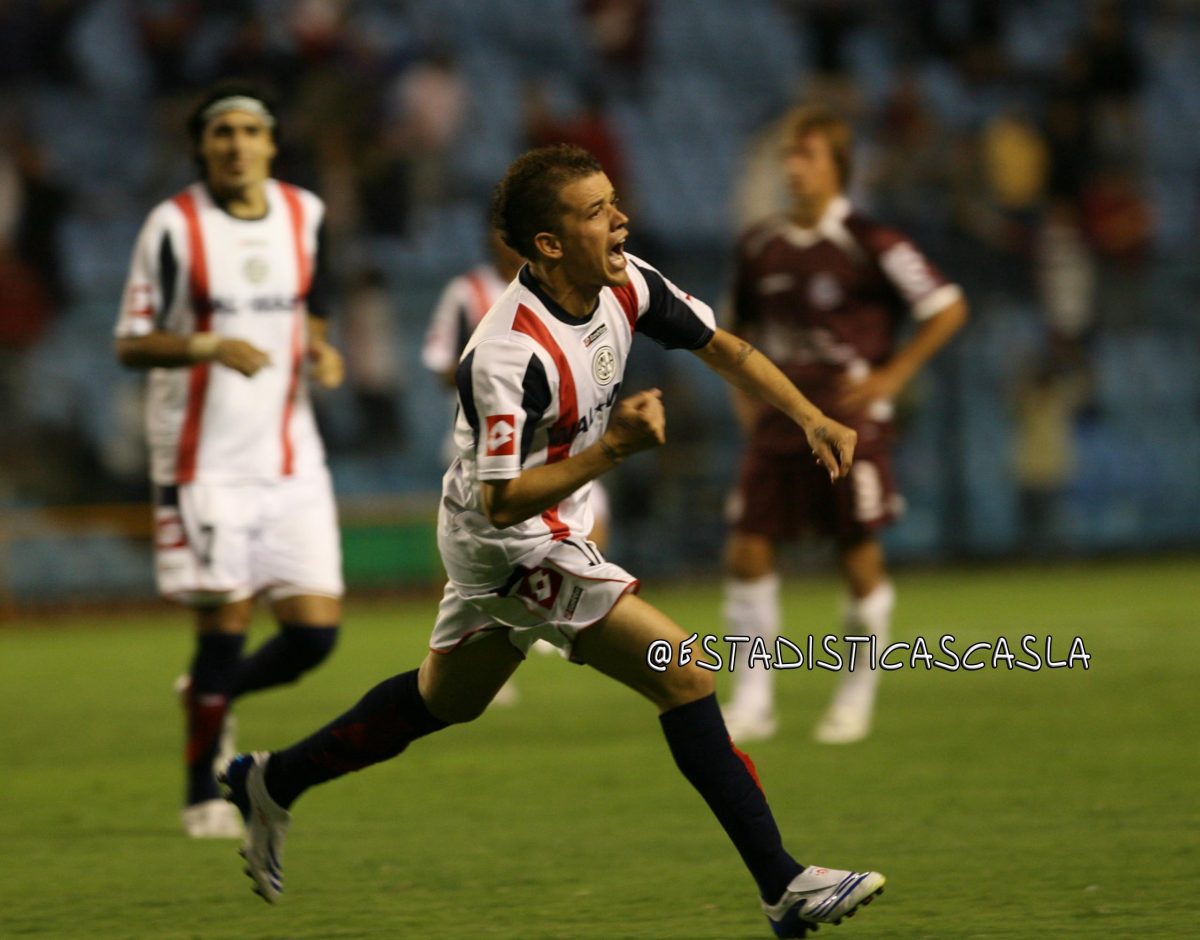 Gol — vs Lanus
