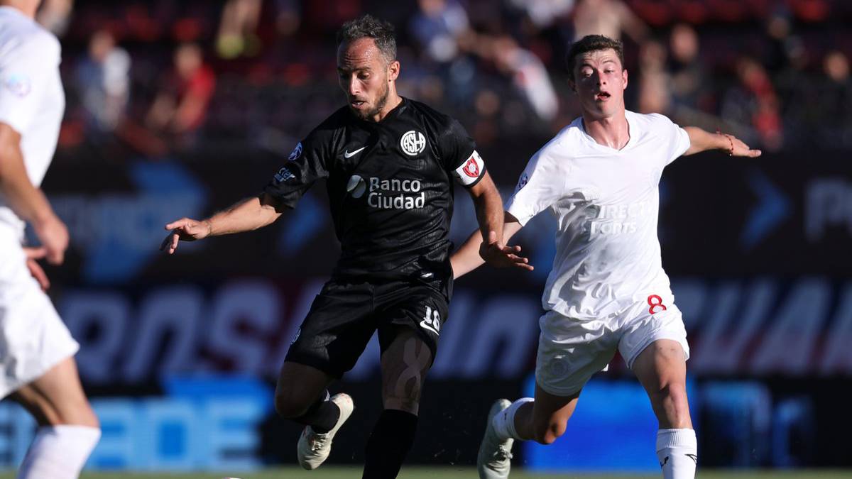 Tarjeta Amarilla — vs Estudiantes