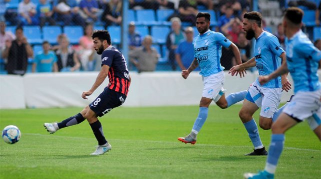 Gol — vs Temperley