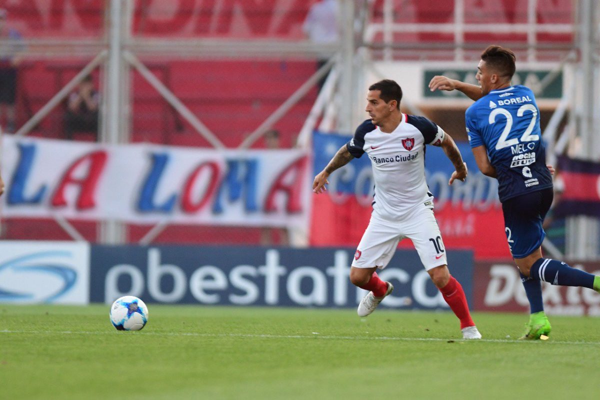 Cambio (Salida) — vs Atletico Tucuman