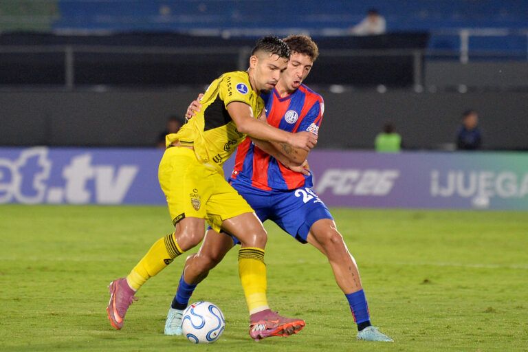 Cambio (Entrada) — vs Recoleta (Paraguay)
