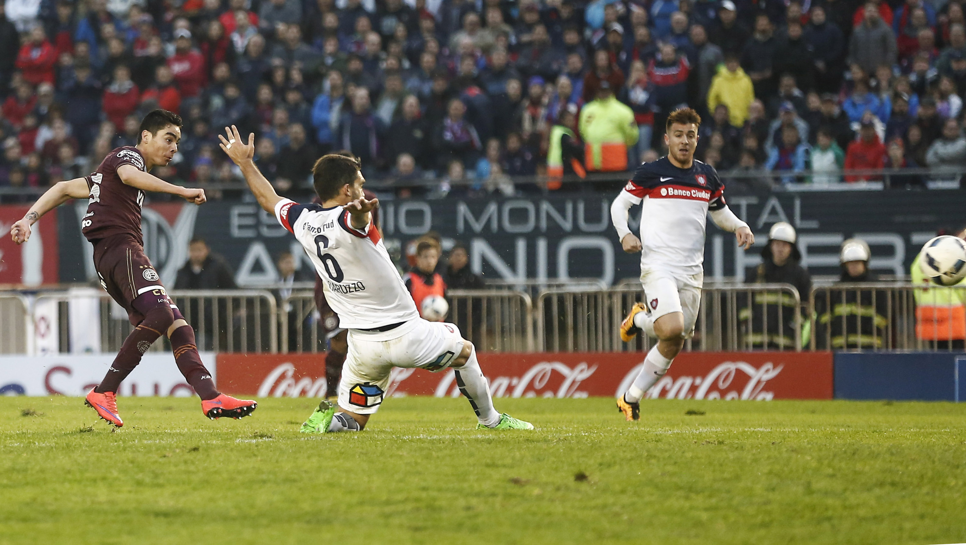 59' · Gol Rival · Almiron, Miguel