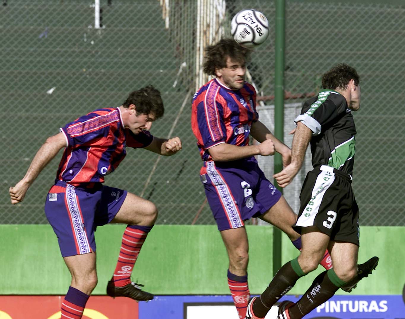 23' · Tarjeta Amarilla · Capria, Diego Raul