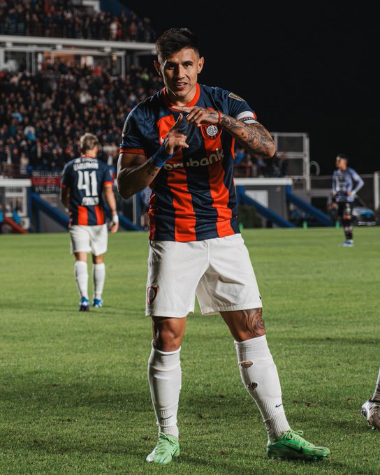 24' · Gol · Bareiro, Adam Fernando