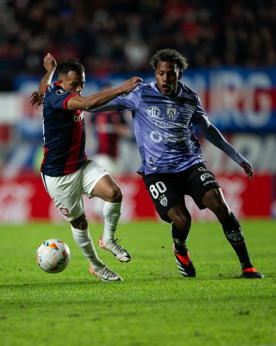 Cambio (Salida) — vs Independiente del Valle (Ecuador)