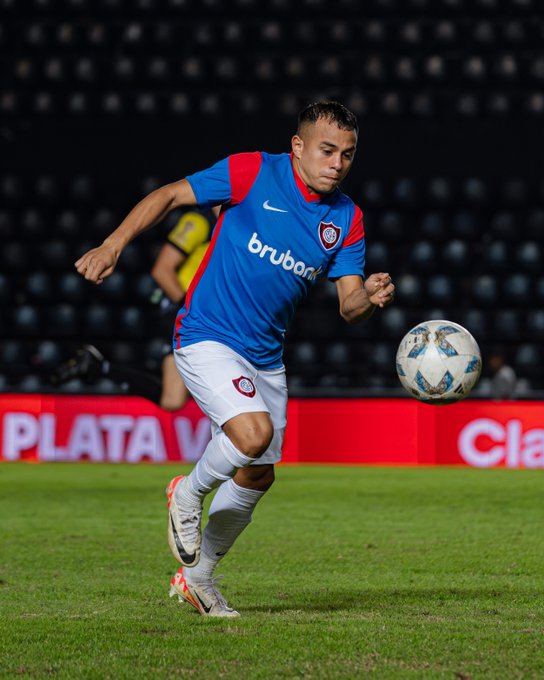 Cambio (Salida) — vs Chacarita