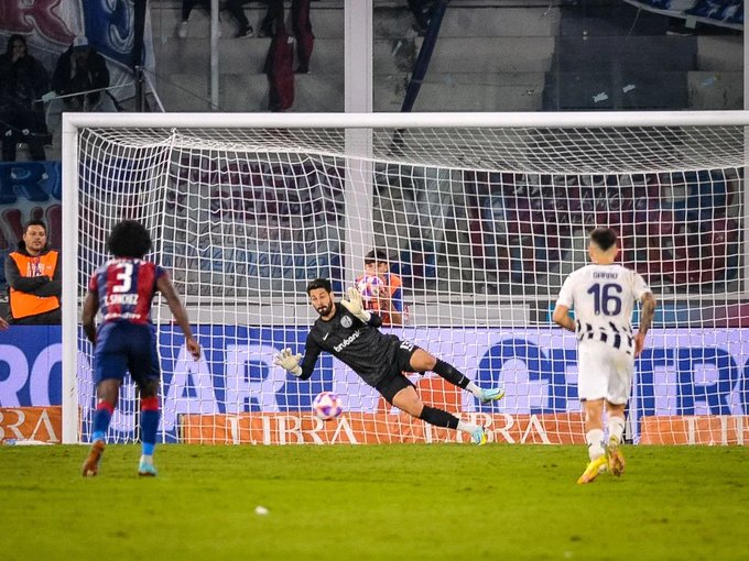79' · Penal atajado · Batalla, Augusto Martín