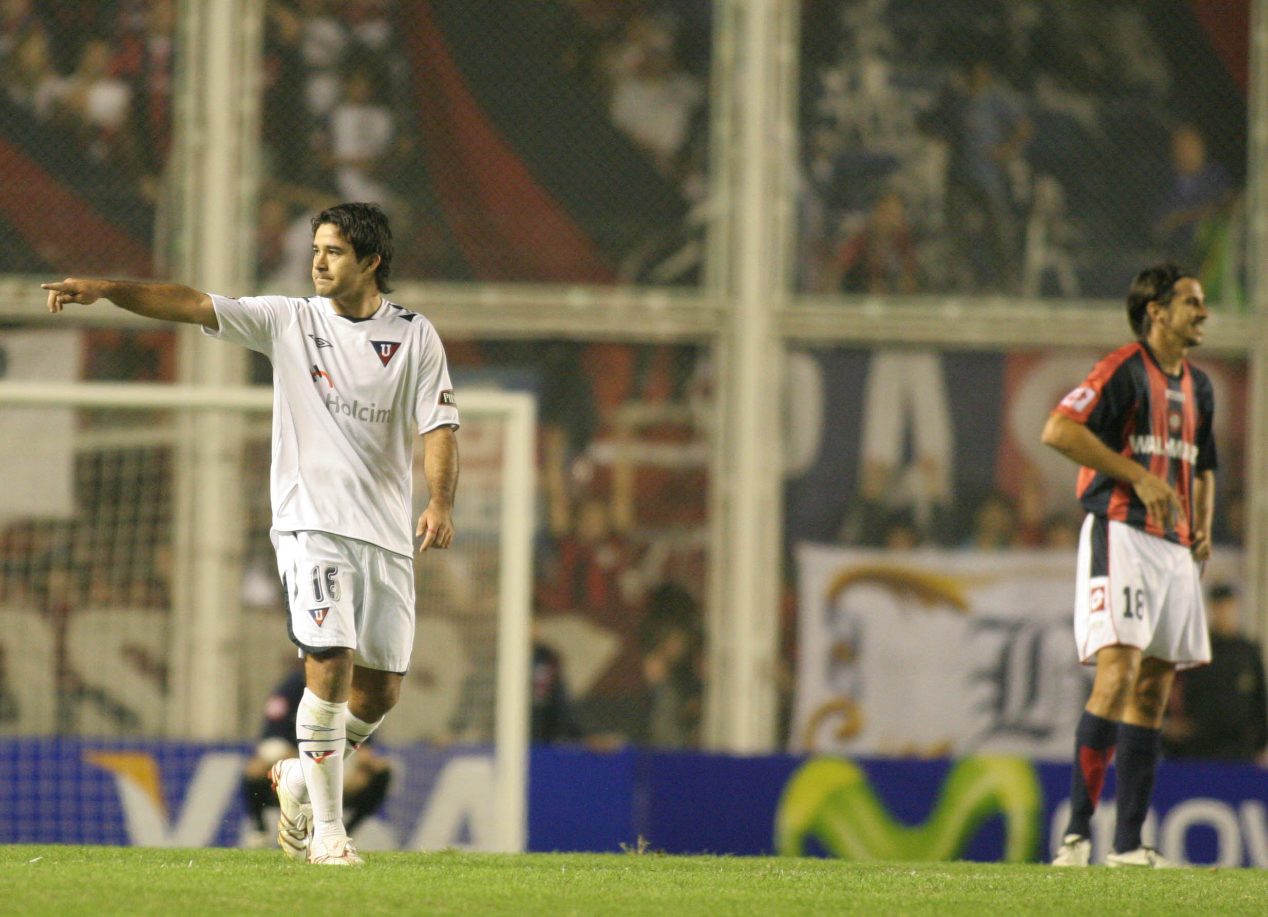35' · Gol Rival · Bieler, Claudio
