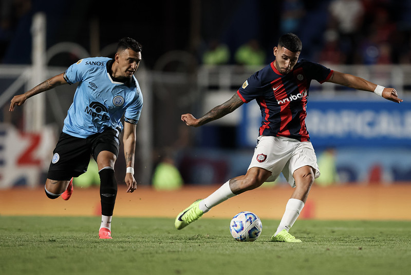 45' · Cambio (Entrada) · Bustos, Nahuel Lautaro
