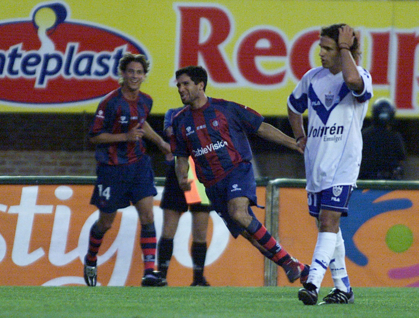 Gol — vs Velez