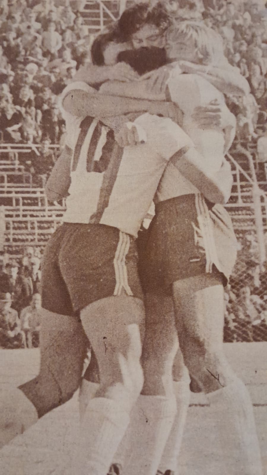 Gol — vs Lanus