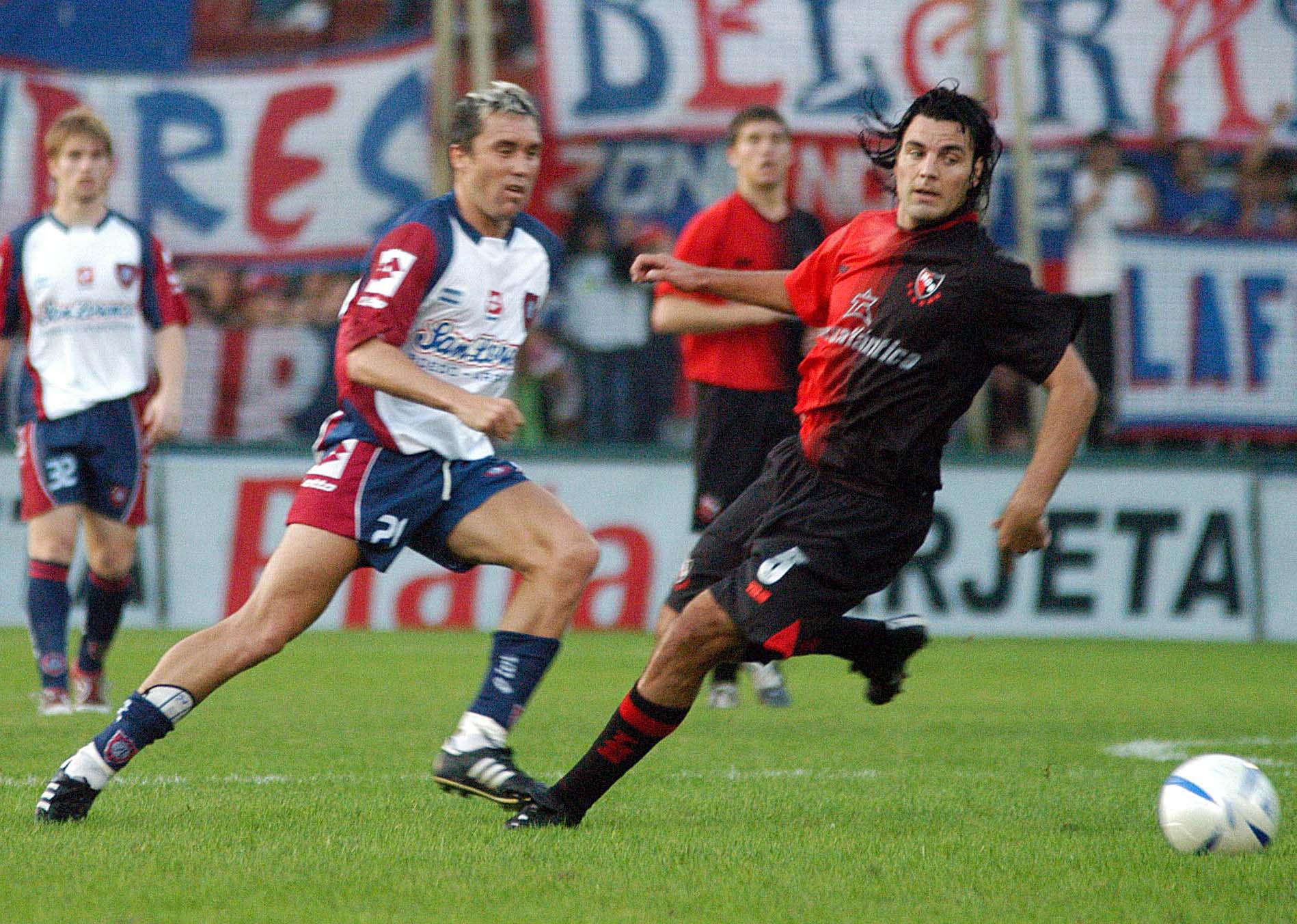 77' · Cambio (Salida) · Coudet, Eduardo
