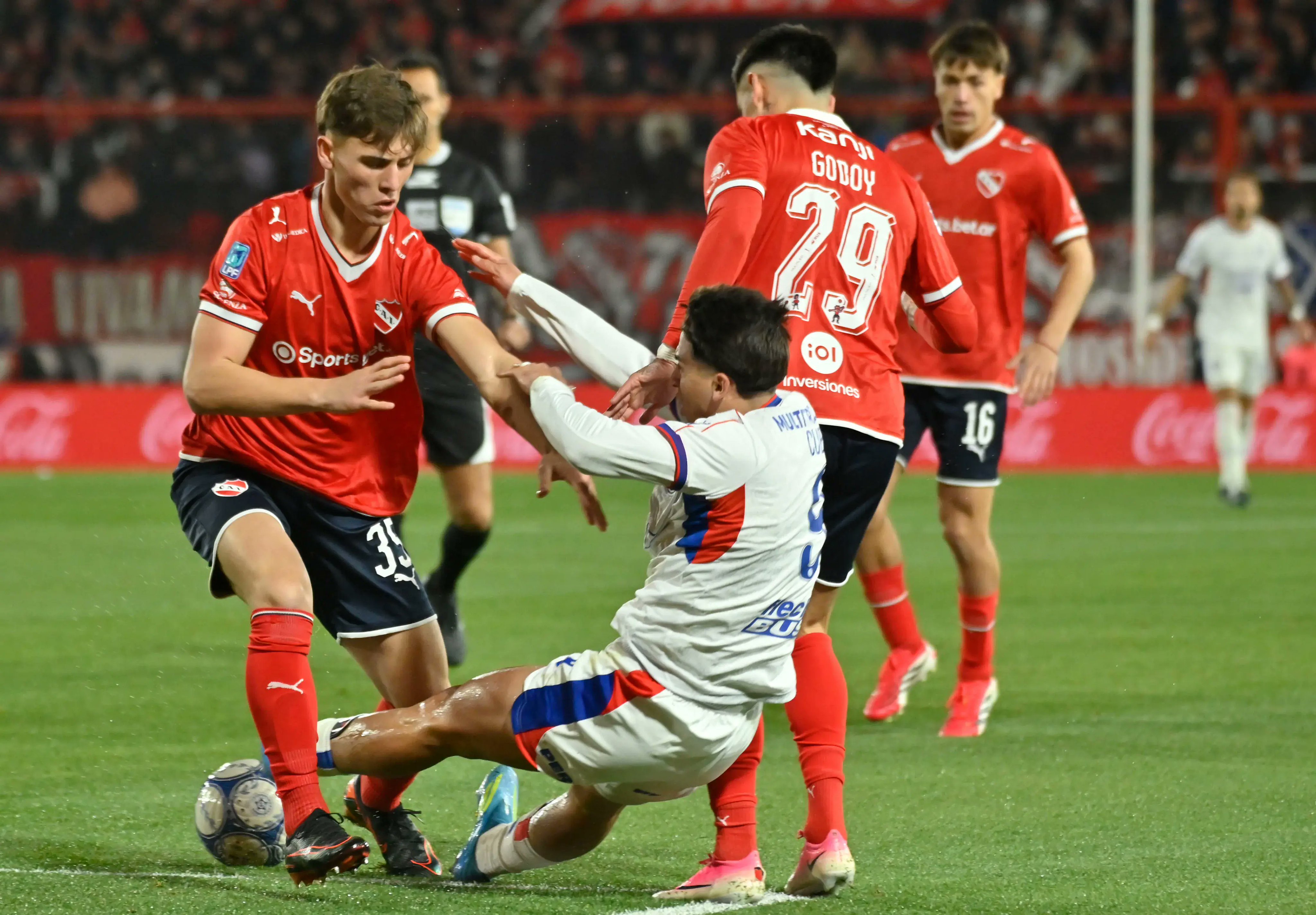 Cambio (Salida) — vs Independiente