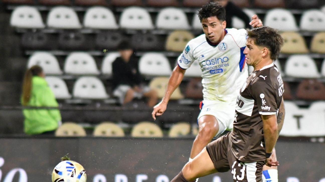 Cambio (Salida) — vs Platense