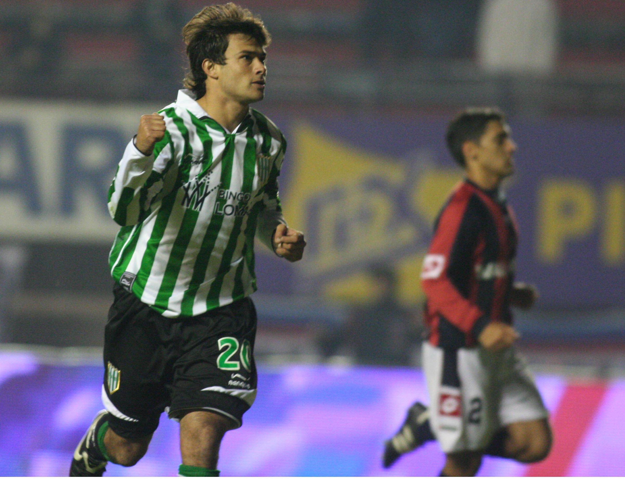 54' · Gol Rival · Cvitanich, Dario