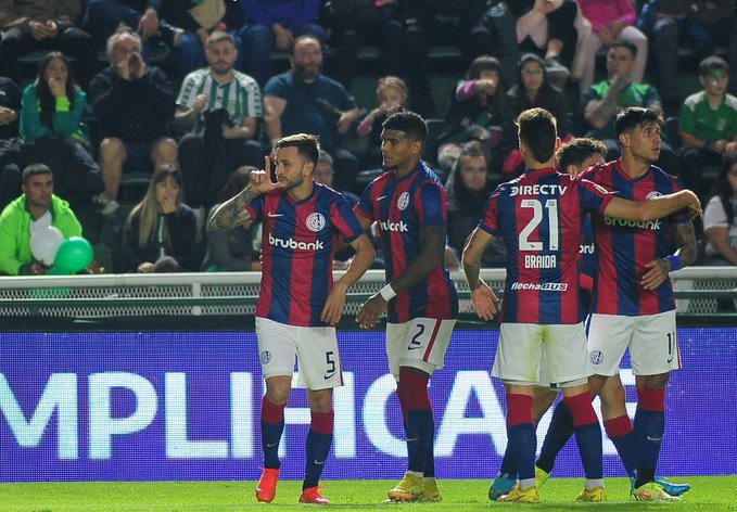 Gol — vs Banfield