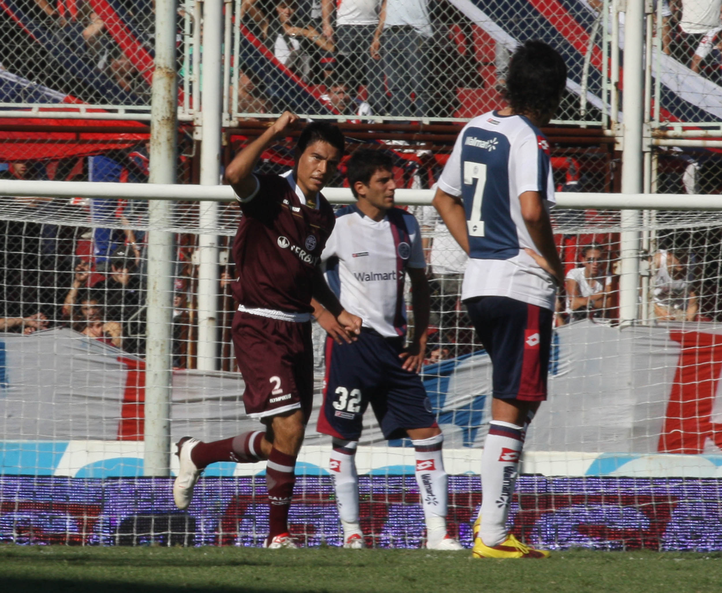 69' · Gol Rival · Goltz, Paolo