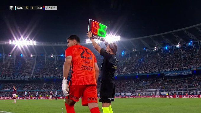Cambio (Entrada) — vs Racing Club