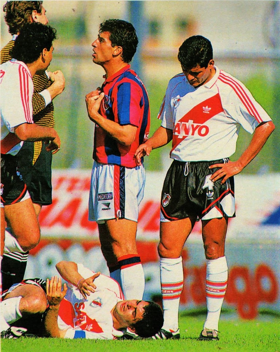 Tarjeta Amarilla · Gonzalez, Esteban Fernando