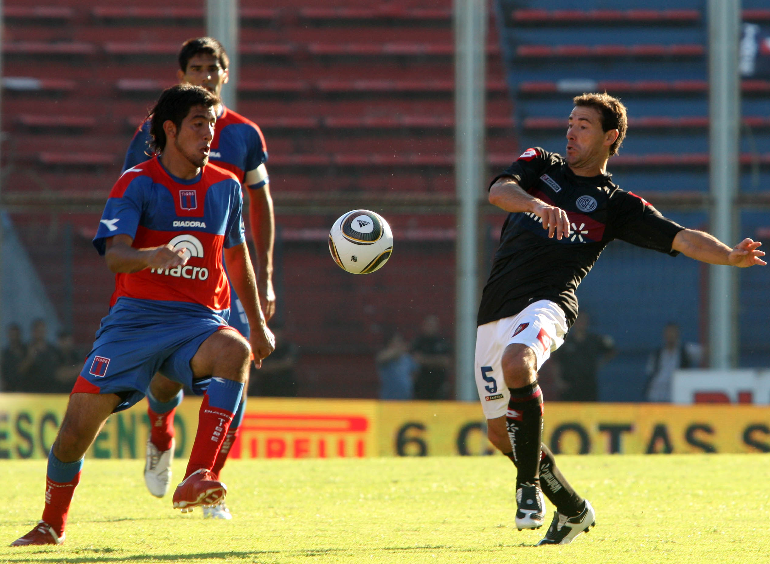 Tarjeta Amarilla — vs Tigre