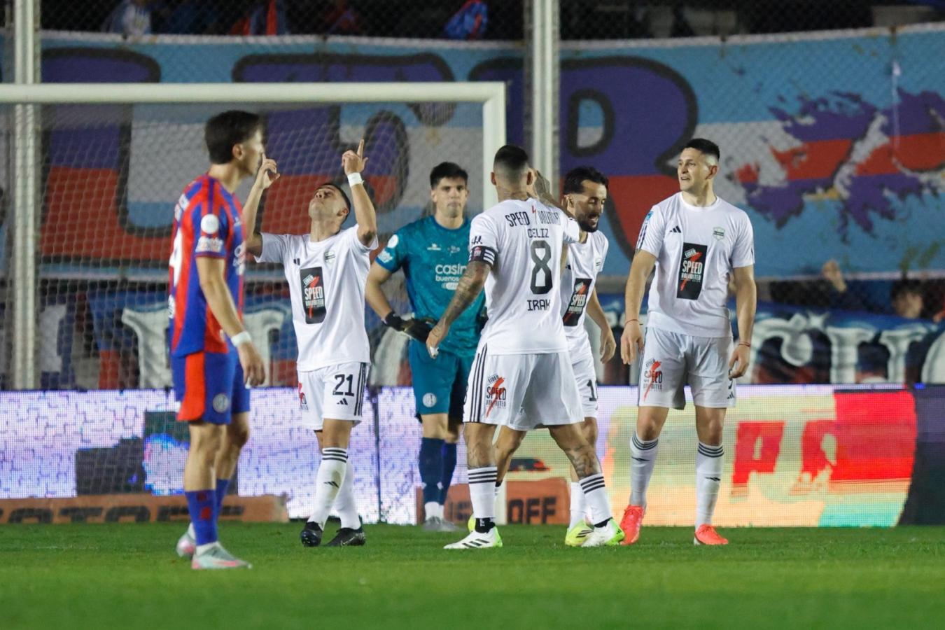 52' · Gol Rival · Gonzalez, Tomas