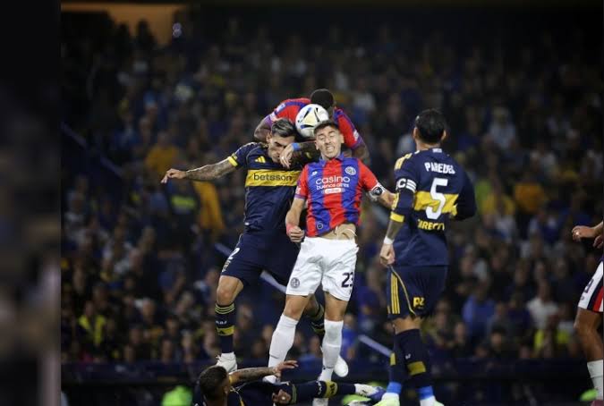 Cambio (Salida) — vs Boca Juniors