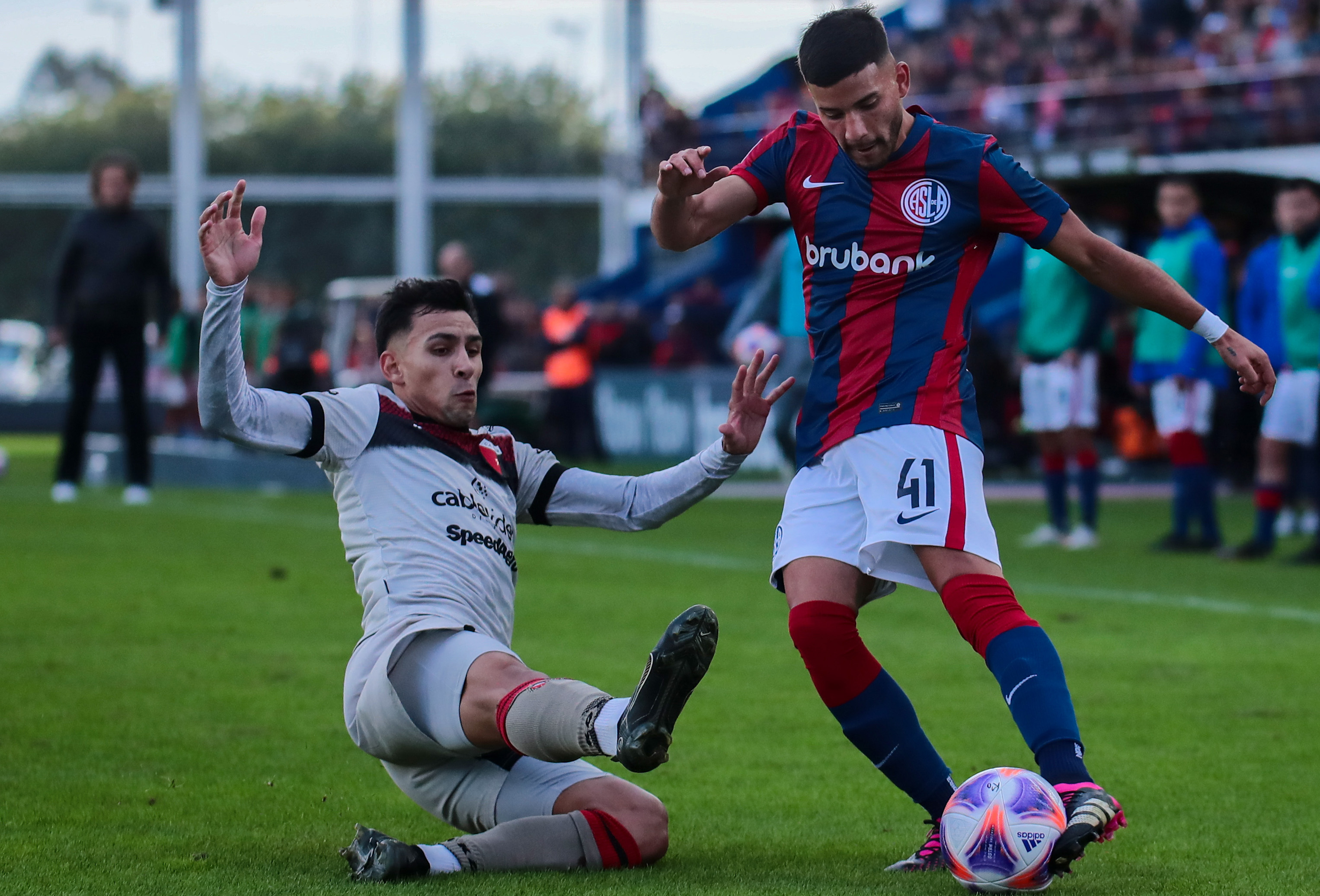 56' · Cambio (Entrada) · Leguizamón, Iván Ezequiel