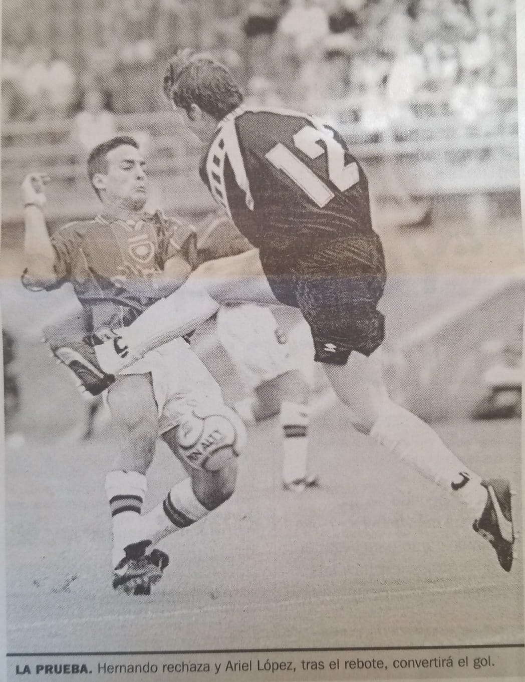 9' · Gol · Lopez, Ariel Maximiliano