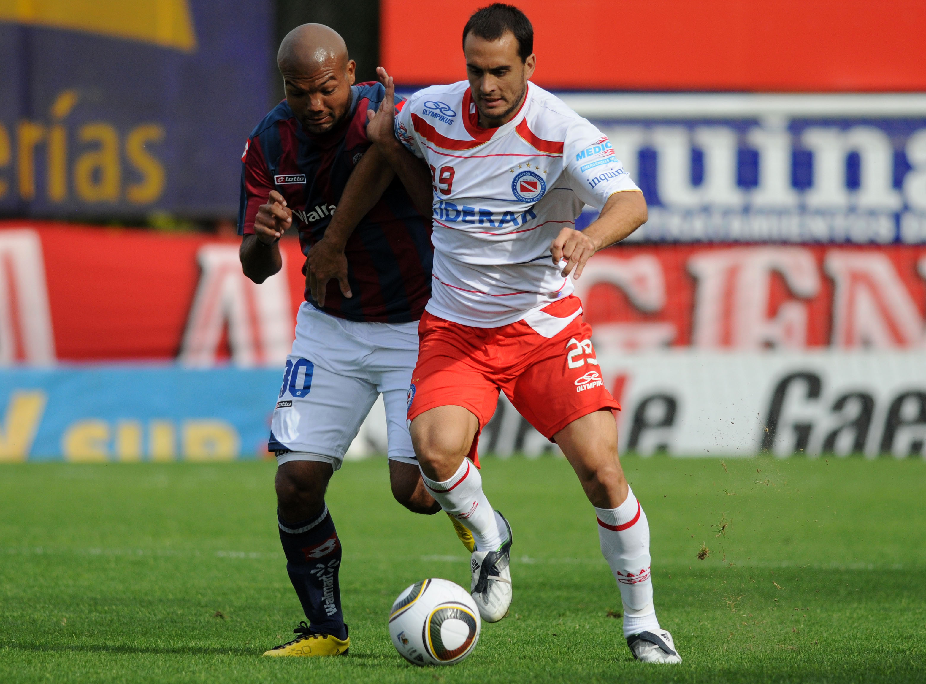 Cambio (Salida) — vs Argentinos Juniors