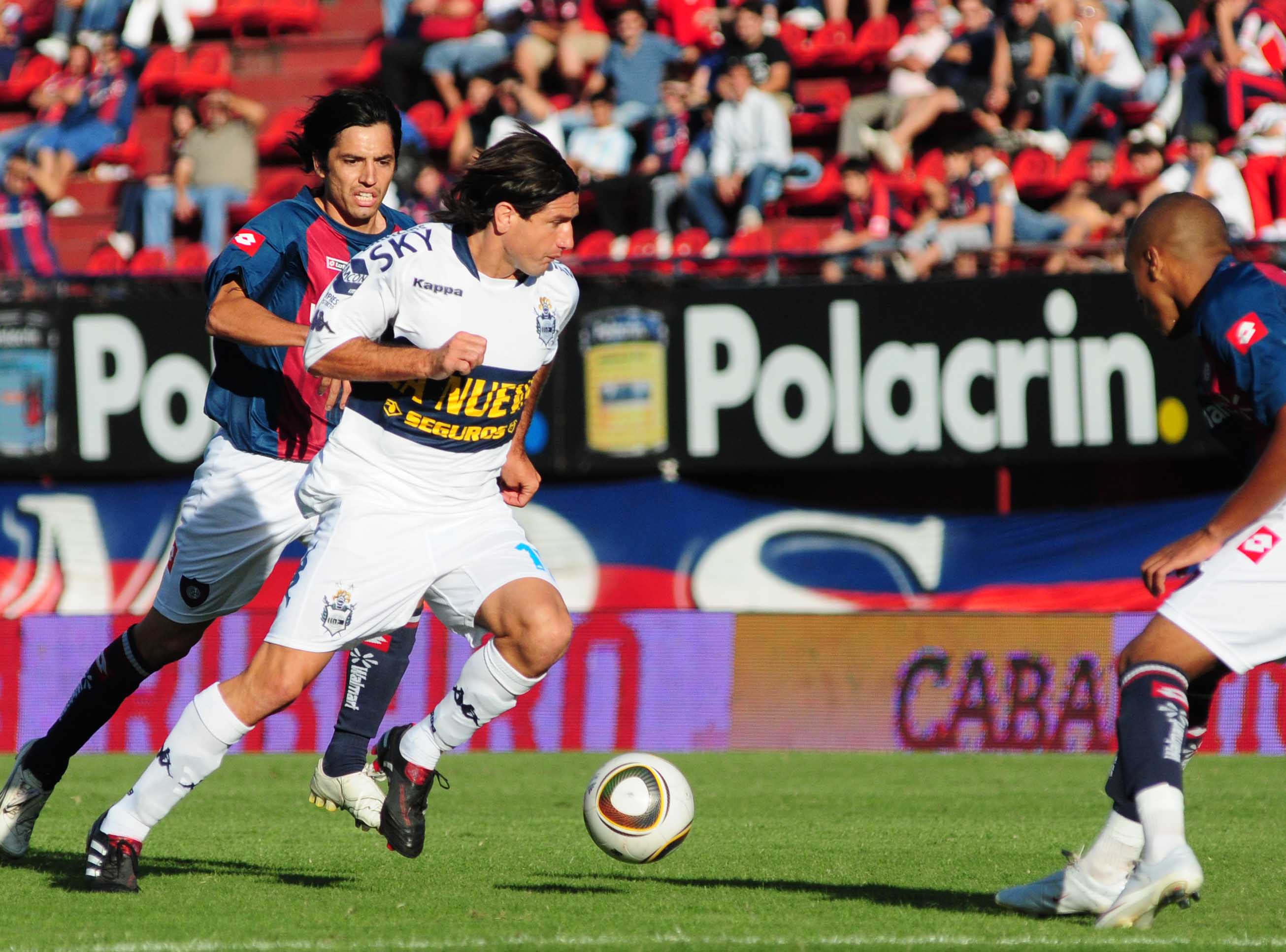 56' · Cambio (Salida) · Menseguez, Juan Carlos