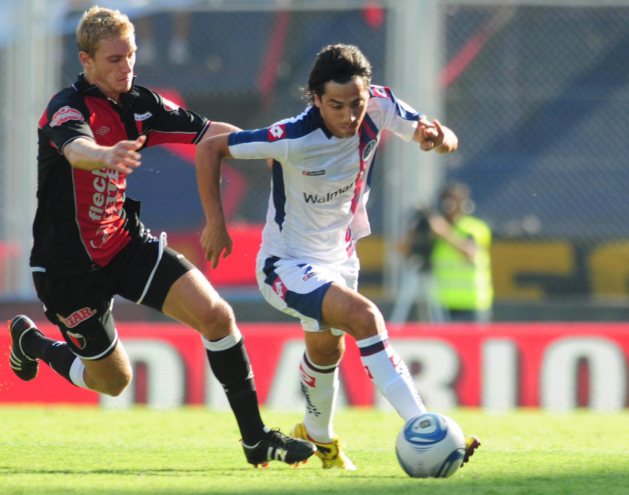 Tarjeta Amarilla — vs Colon