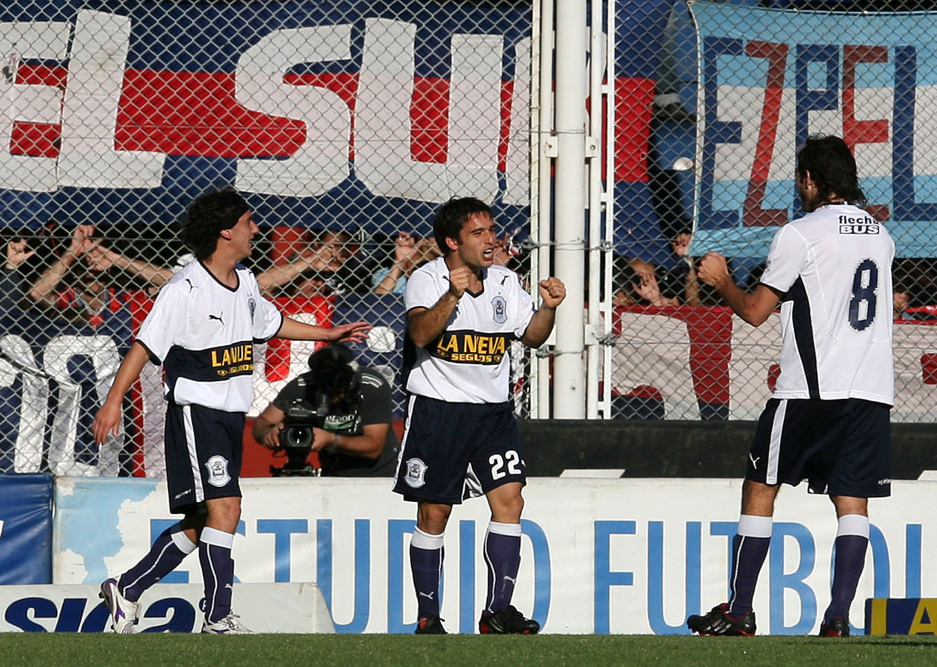 62' · Gol Rival · Niell, Franco